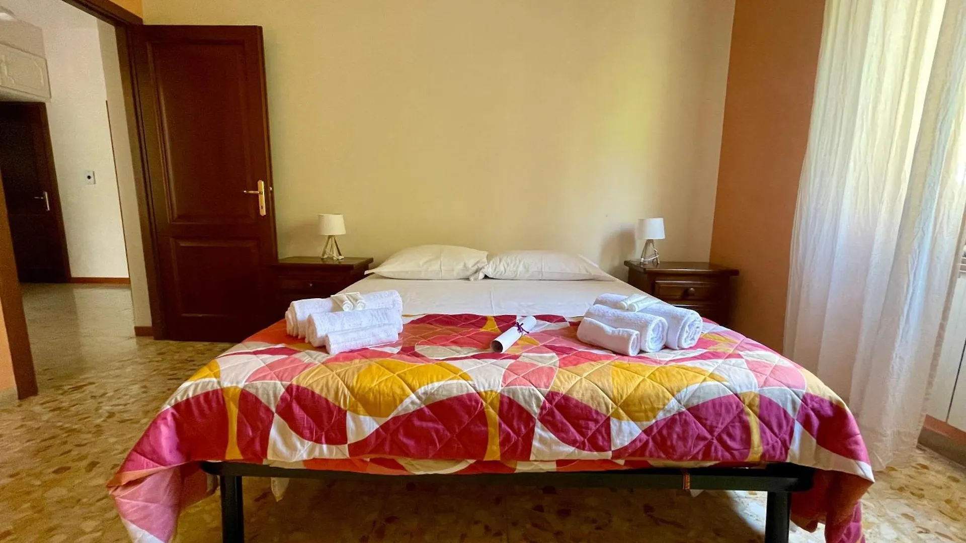 Domus Urbani Apartment Rome Italy